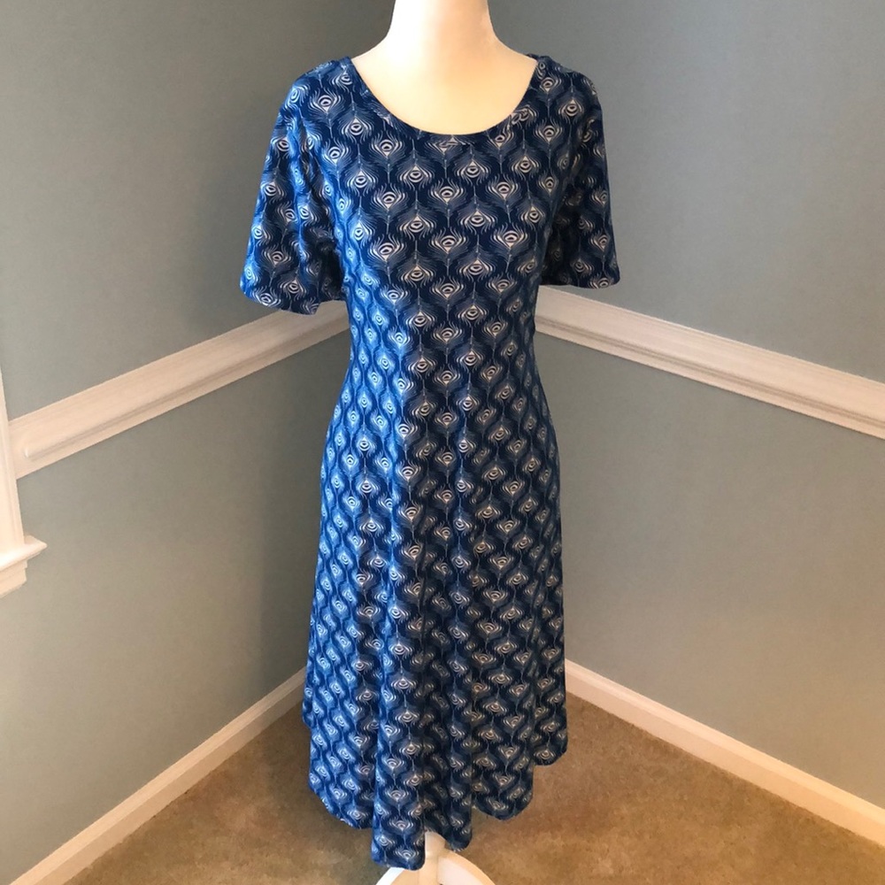 LulaRoe Size Large Peacock Print Carly